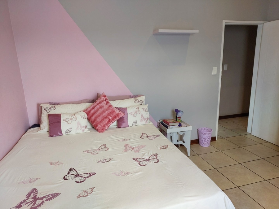 3 Bedroom Property for Sale in Melodie North West